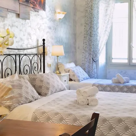 Rossana House Konukevi Roma